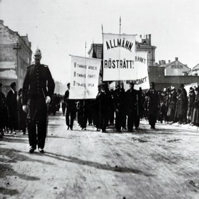 Första maj-demonstration 1899, Sundsvalls museum.